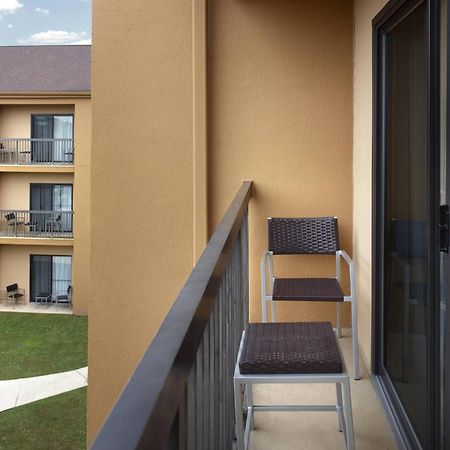 Courtyard By Marriott Fayetteville Ngoại thất bức ảnh